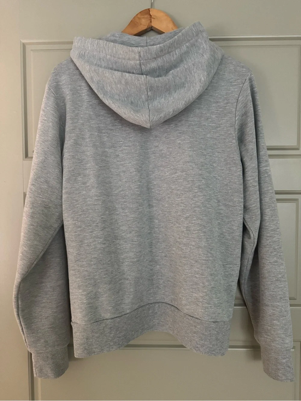 ALO Yoga Light Grey Full-Zip Hoodie